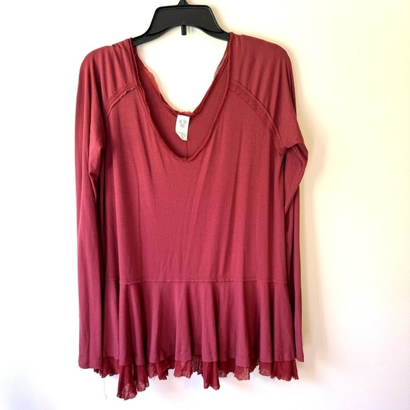We The Free Peplum V Neck Ribbed Top Maroon Long Sleeve Raw Edges Detail - Picture 2 of 13